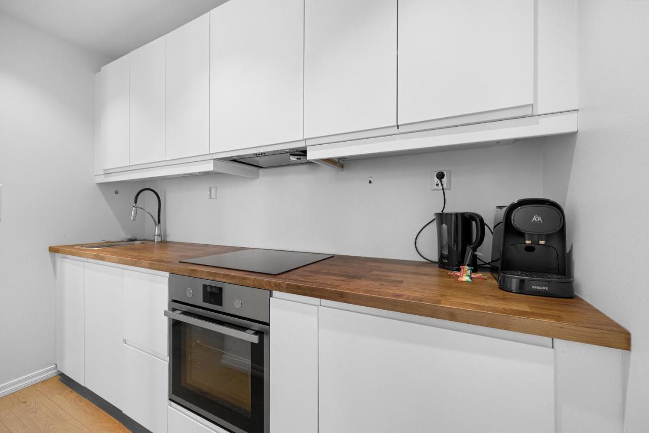 Behind Bryggen - Renovated - Budget Friendly ベルゲン エクステリア 写真