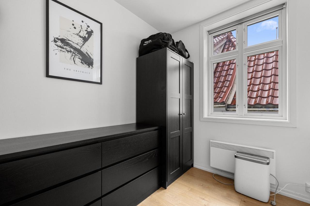 Behind Bryggen - Renovated - Budget Friendly ベルゲン エクステリア 写真