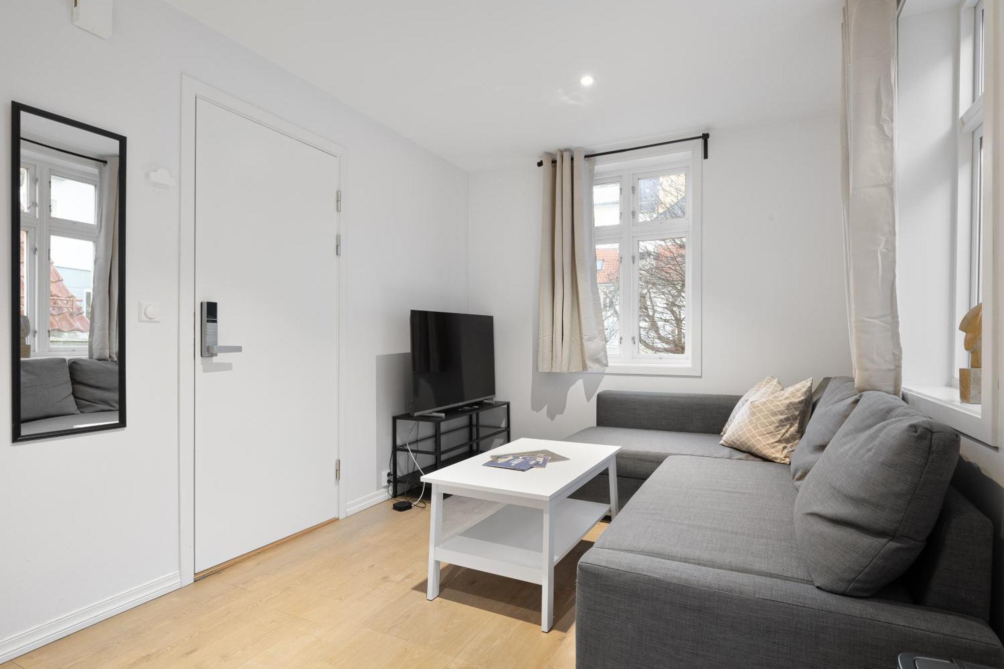 Behind Bryggen - Renovated - Budget Friendly ベルゲン エクステリア 写真